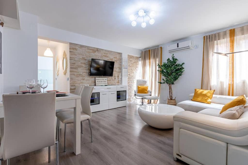 Triana Maestro Deluxe By Valcambre Appartement Sevilla Buitenkant foto
